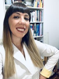 Dr Verónica Tkachuk